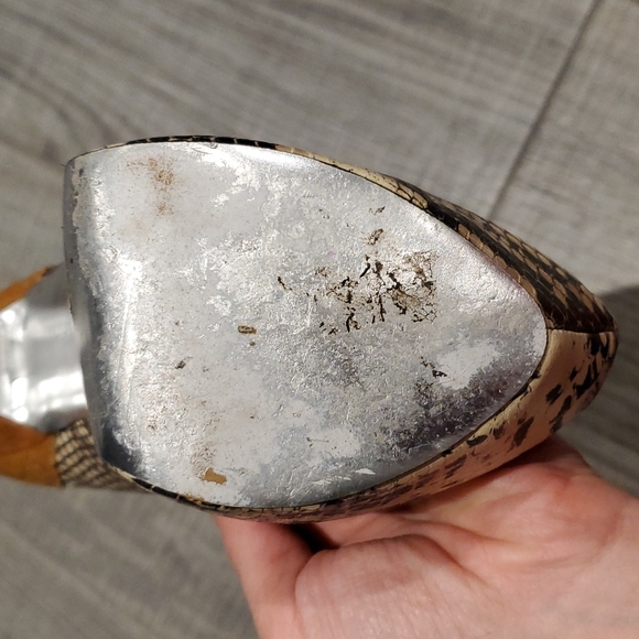 H BY Halston brown embossed snakeskin heel pumps - Picture 8 of 14